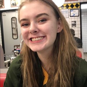 Meet your Posher, Savannah